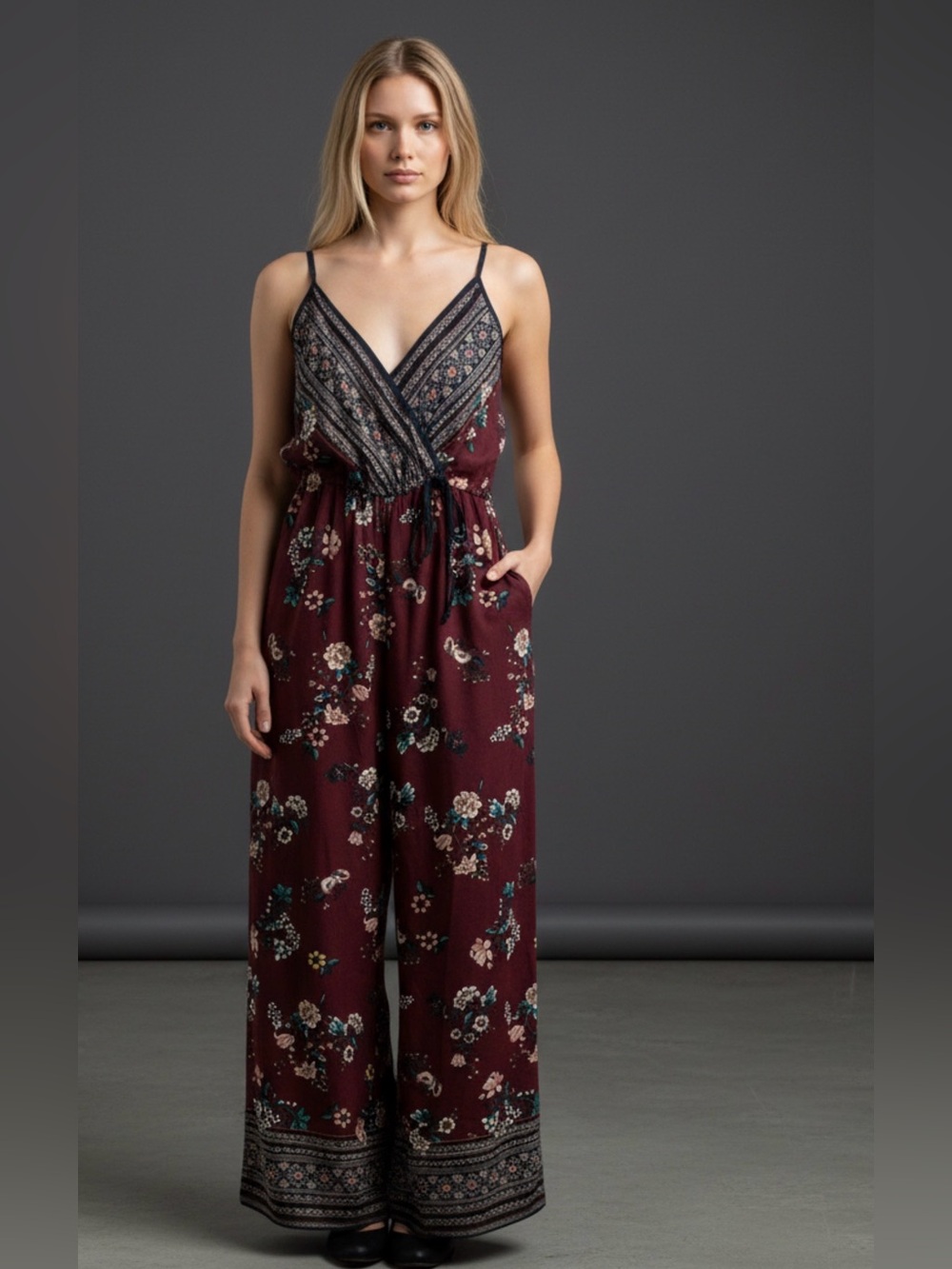 Xhilaration Maroon Floral V-Neck Spaghetti Strap Jumpsuit Size M
